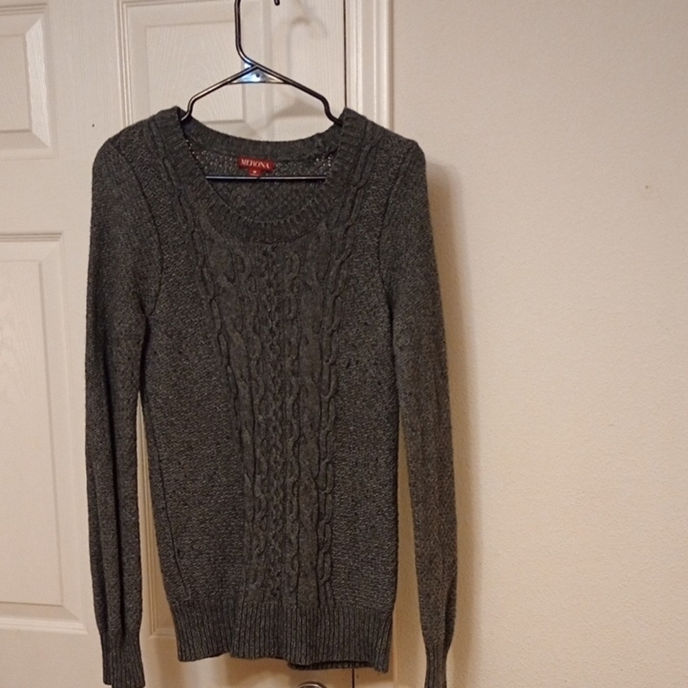 Merona Gray Crew Neck Sweater with Cable Knit Pattern